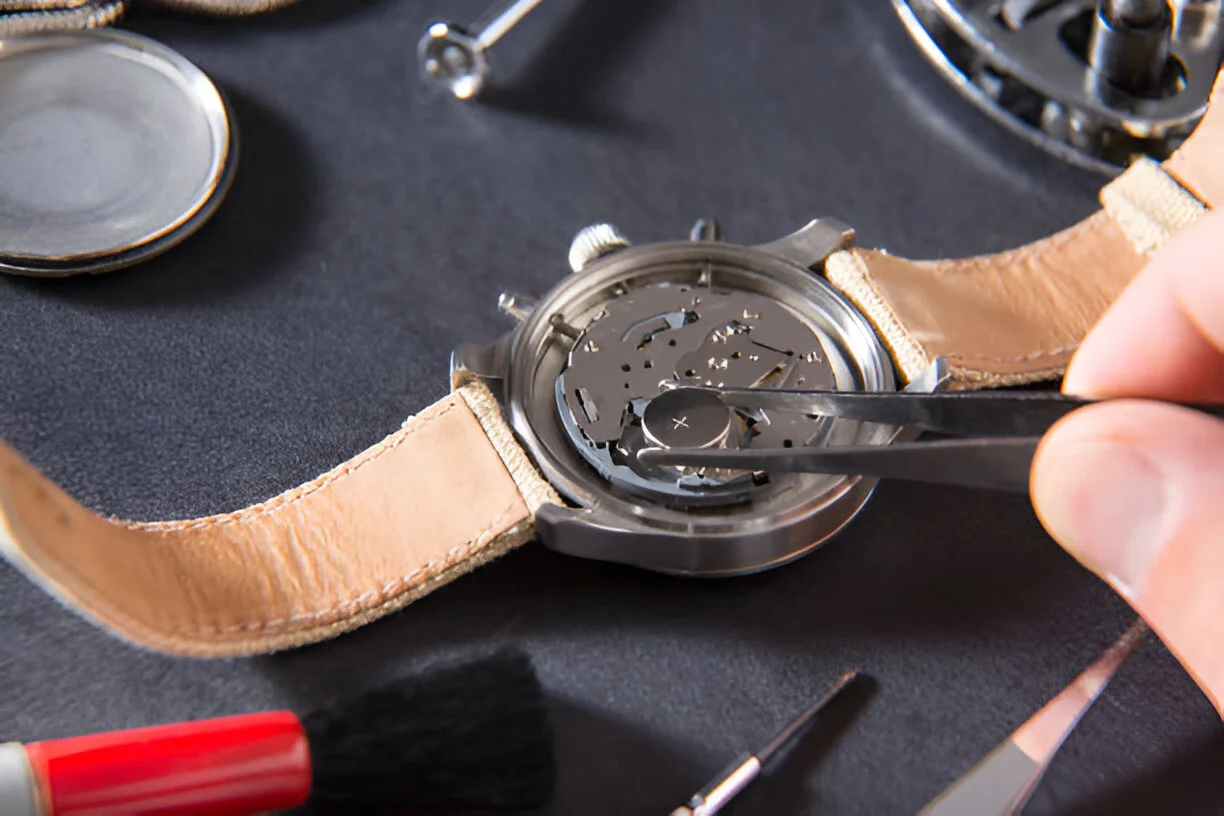How-to-Replace-a-Watch-Battery